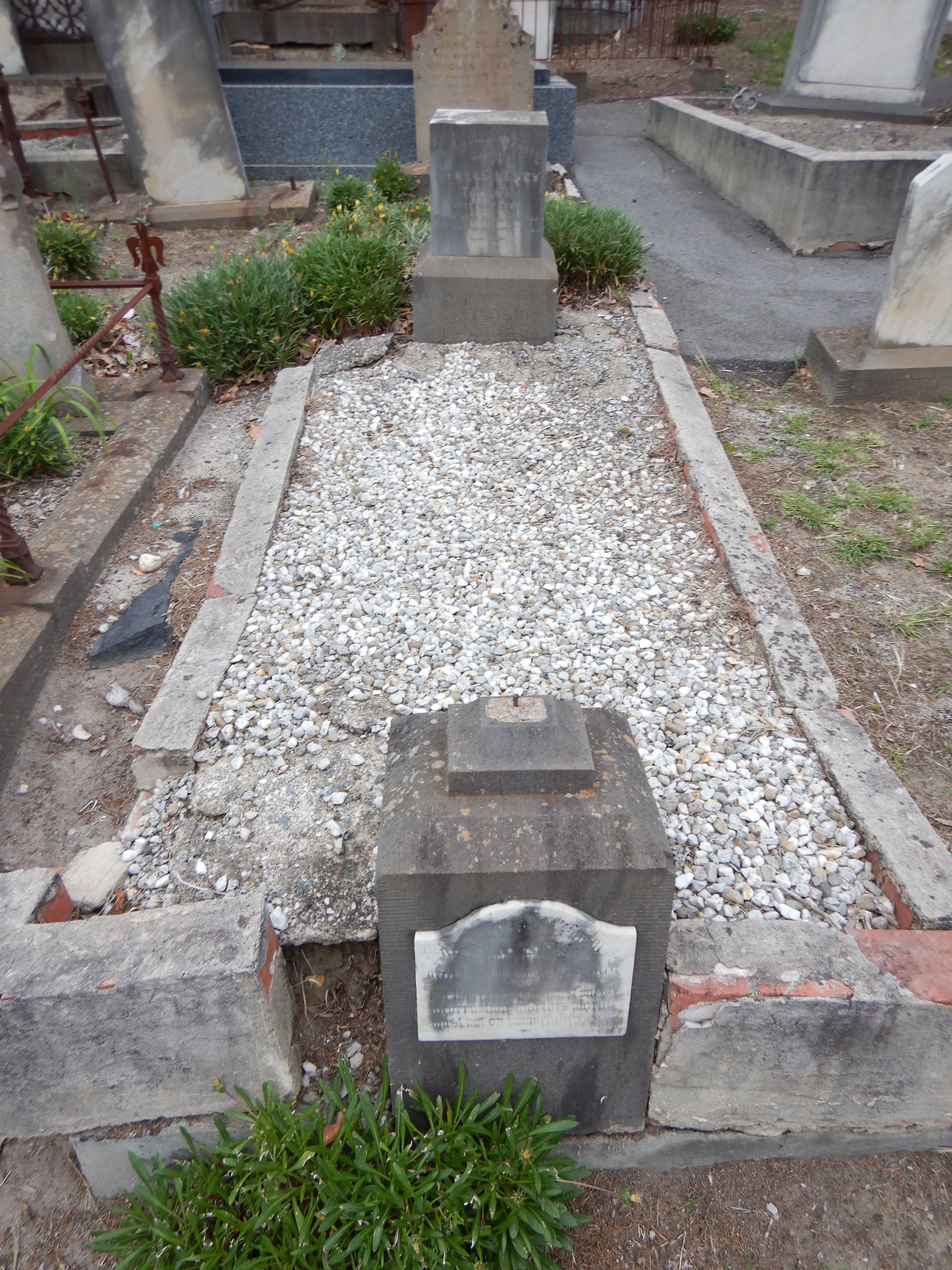 headstone